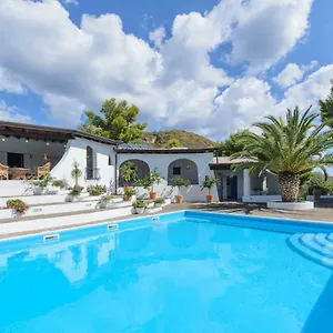 Villa Dei Sogni, Vulcano (Isola)
